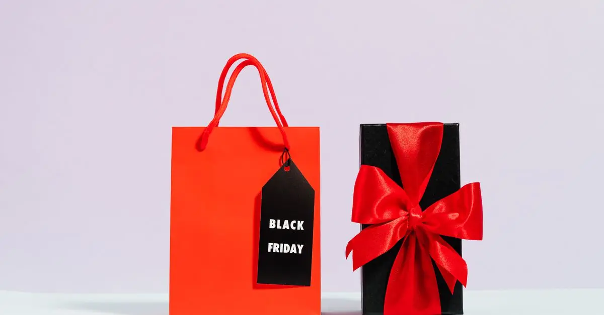 Top 10 Must-Have Products for Black Friday Shopping