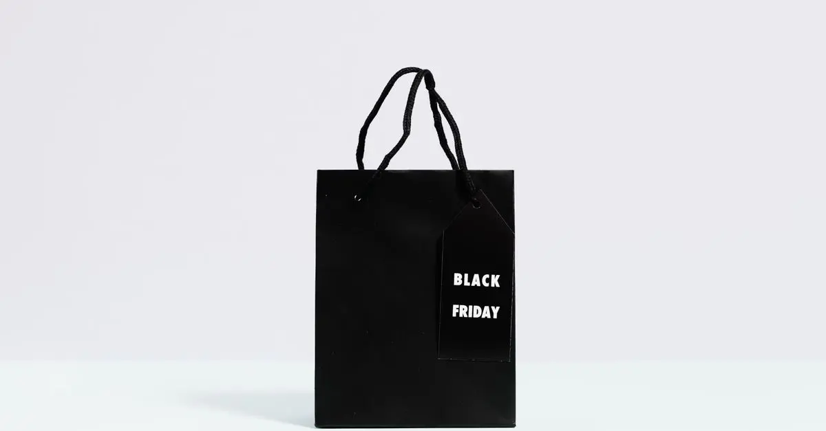 Maximize Your Savings: Black Friday Shopping Hacks