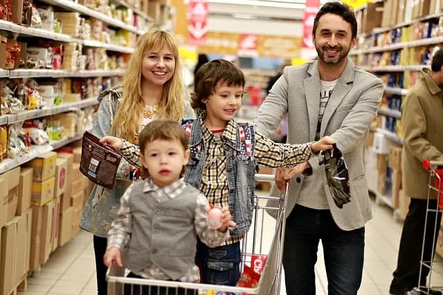 10 Essential Tips for Mastering Black Friday Shopping