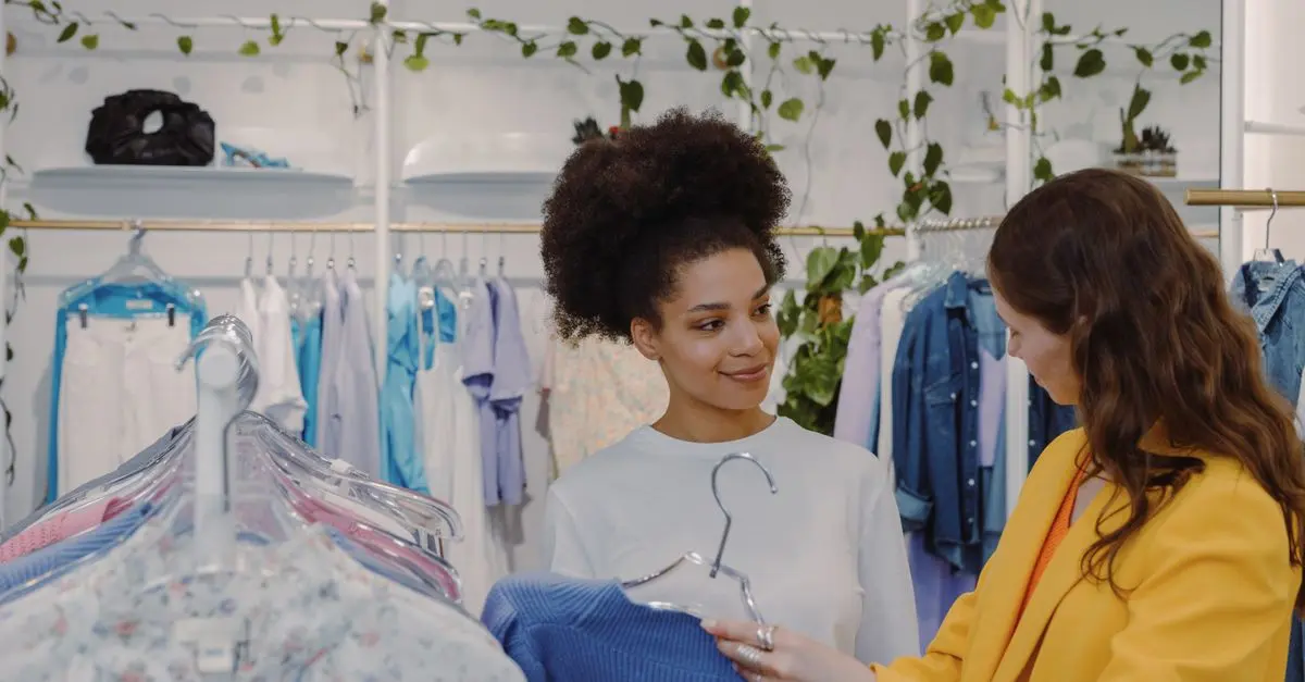 Black Friday Shopping Tips from Experts